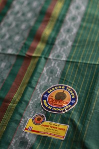 Sarung Durian Motif Bulat Dibuka