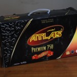 Sarung Atlas Premium 750 Kotak Besar Isi 10